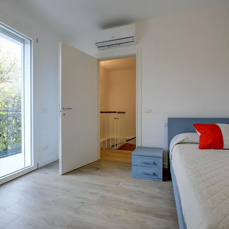 Apartment Maison Bellini 1 Toscolano Maderno